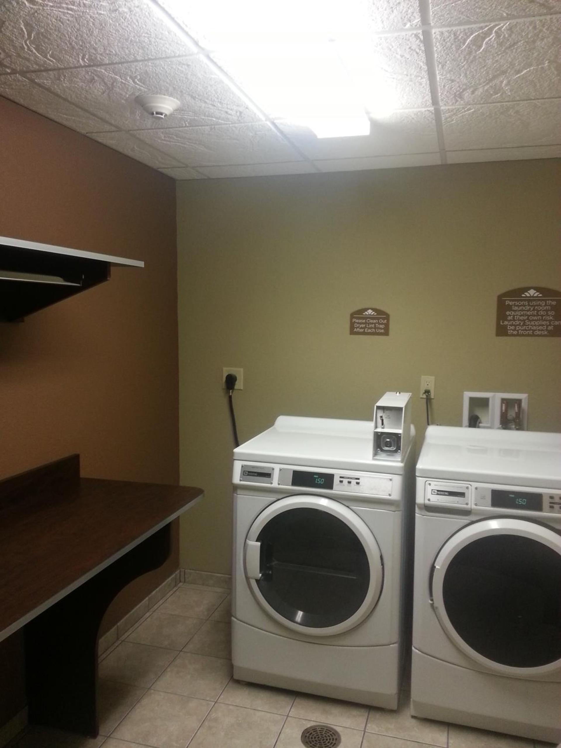 Microtel Inn and Suites Carrollton photo 38