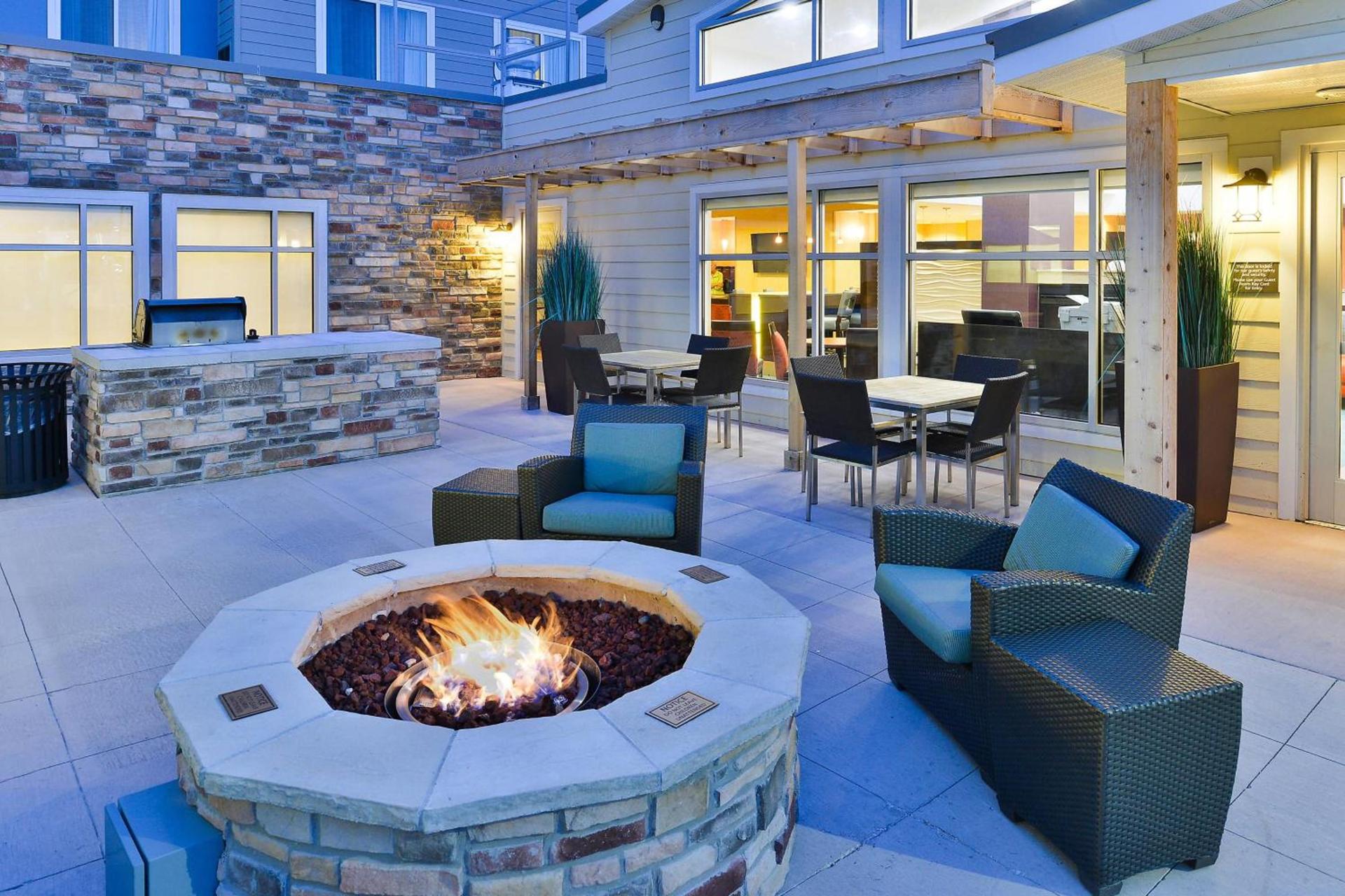 Residence Inn by Marriott Champaign photo 6