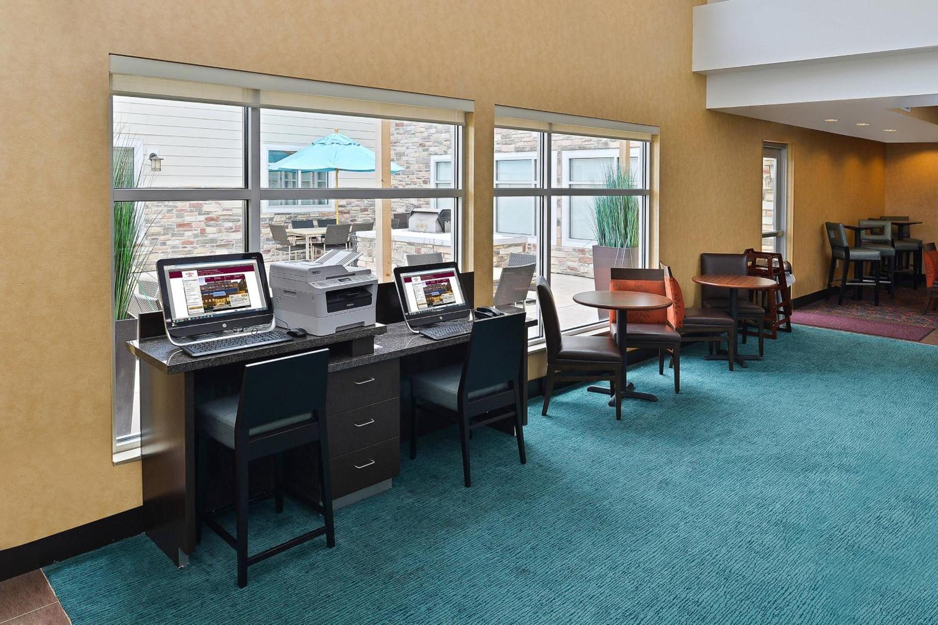 Residence Inn by Marriott Champaign photo 17