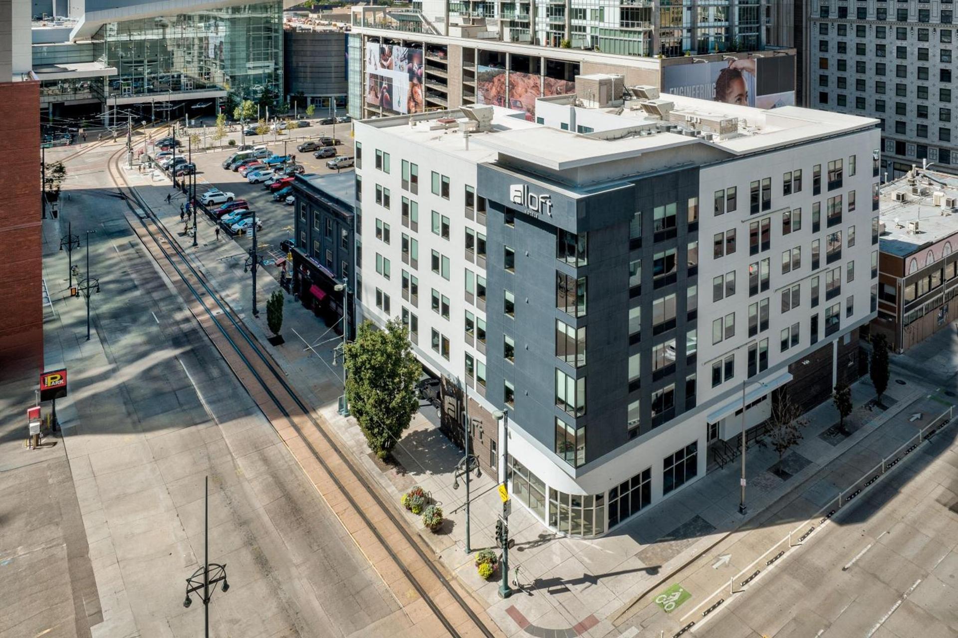 Aloft by Marriott Denver Downtown photo 2