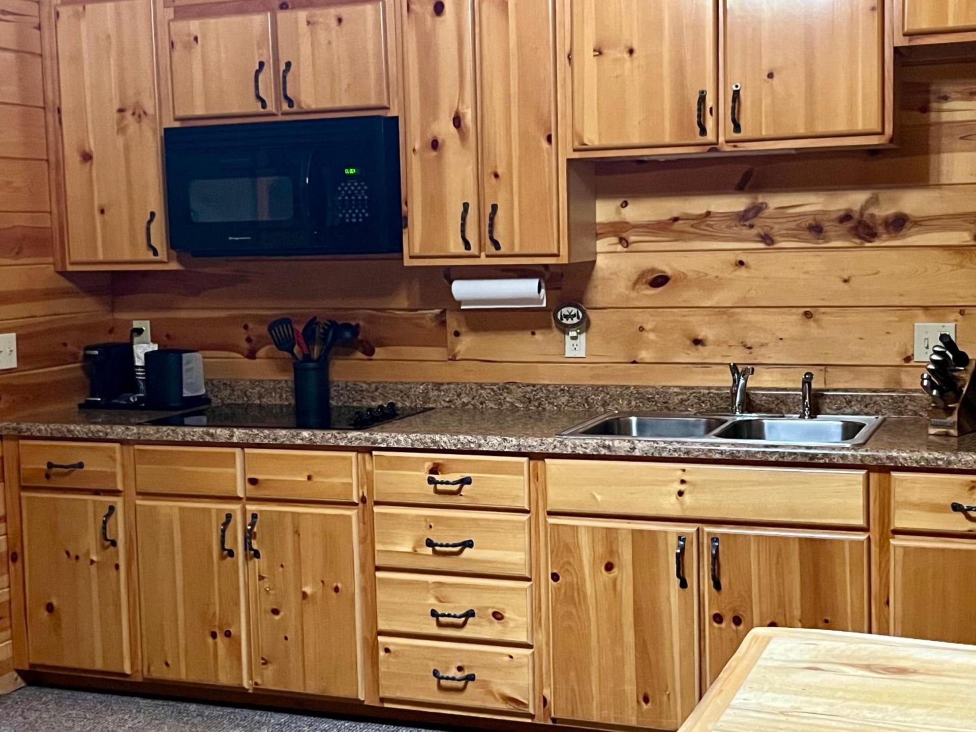 Badlands Frontier Cabins photo 46