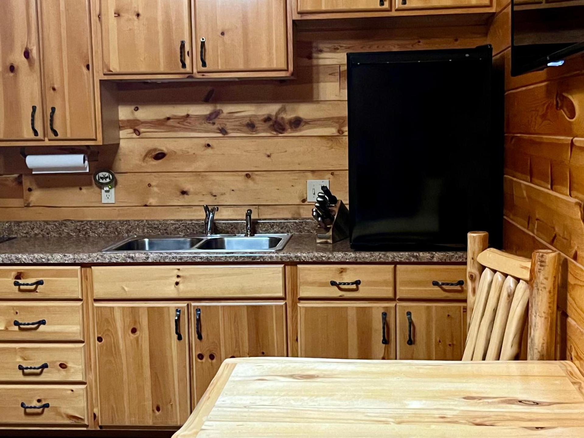 Badlands Frontier Cabins photo 47