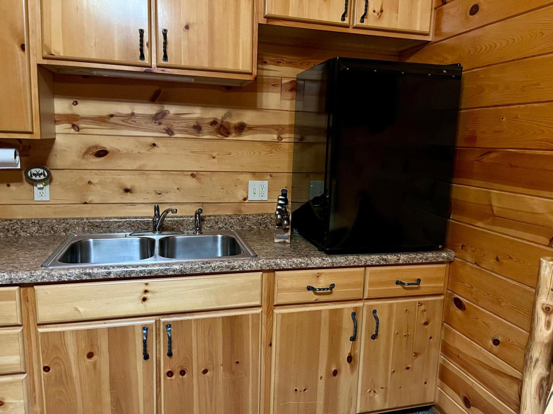 Badlands Frontier Cabins photo 51