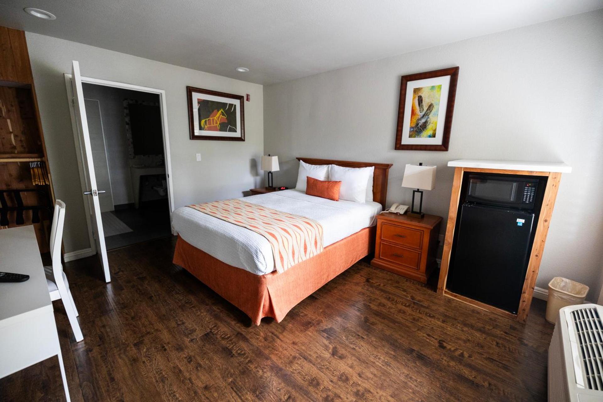 Alamo Inn and Suites - Convention Center photo 66
