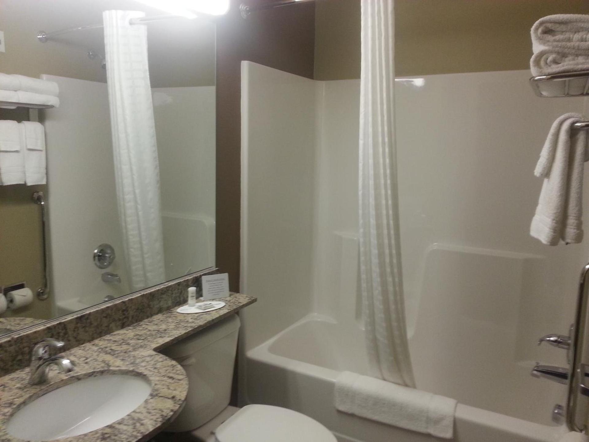 Microtel Inn and Suites Carrollton photo 26