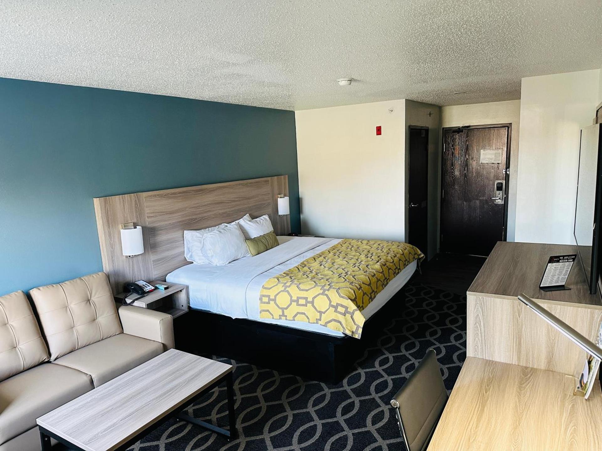 Baymont by Wyndham Piqua photo 25