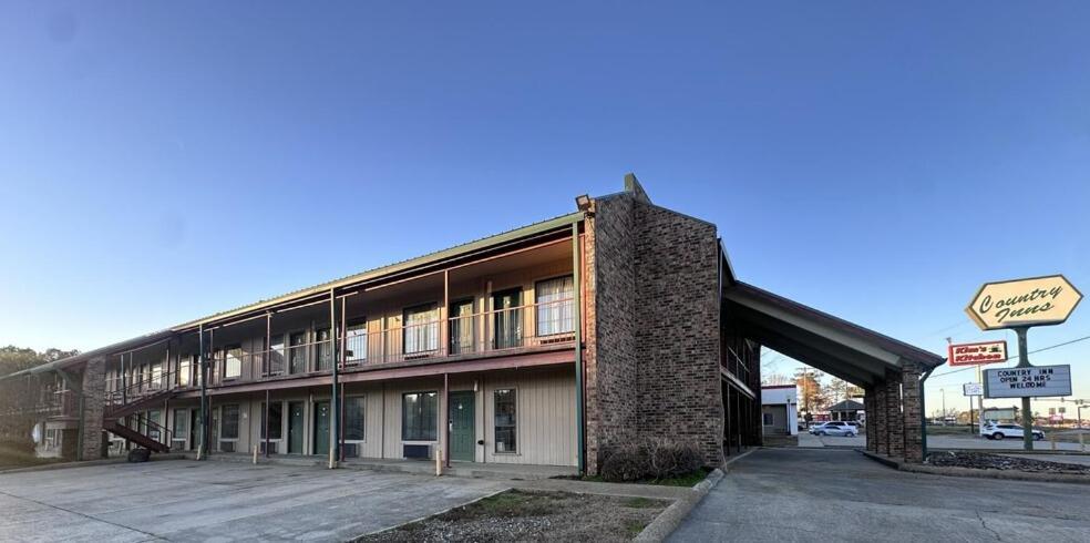Country Inn & Suite photo 4