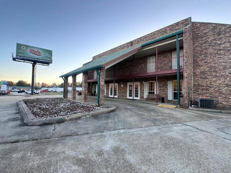 Country Inn & Suite photo 5