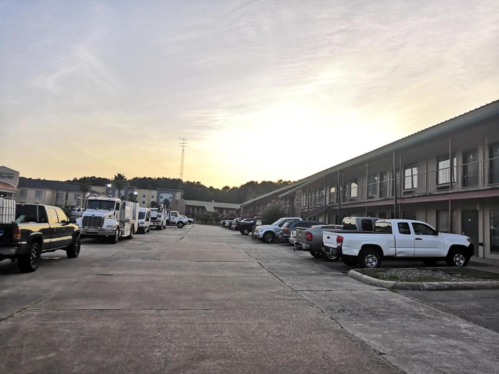 Country Inn & Suite photo 9