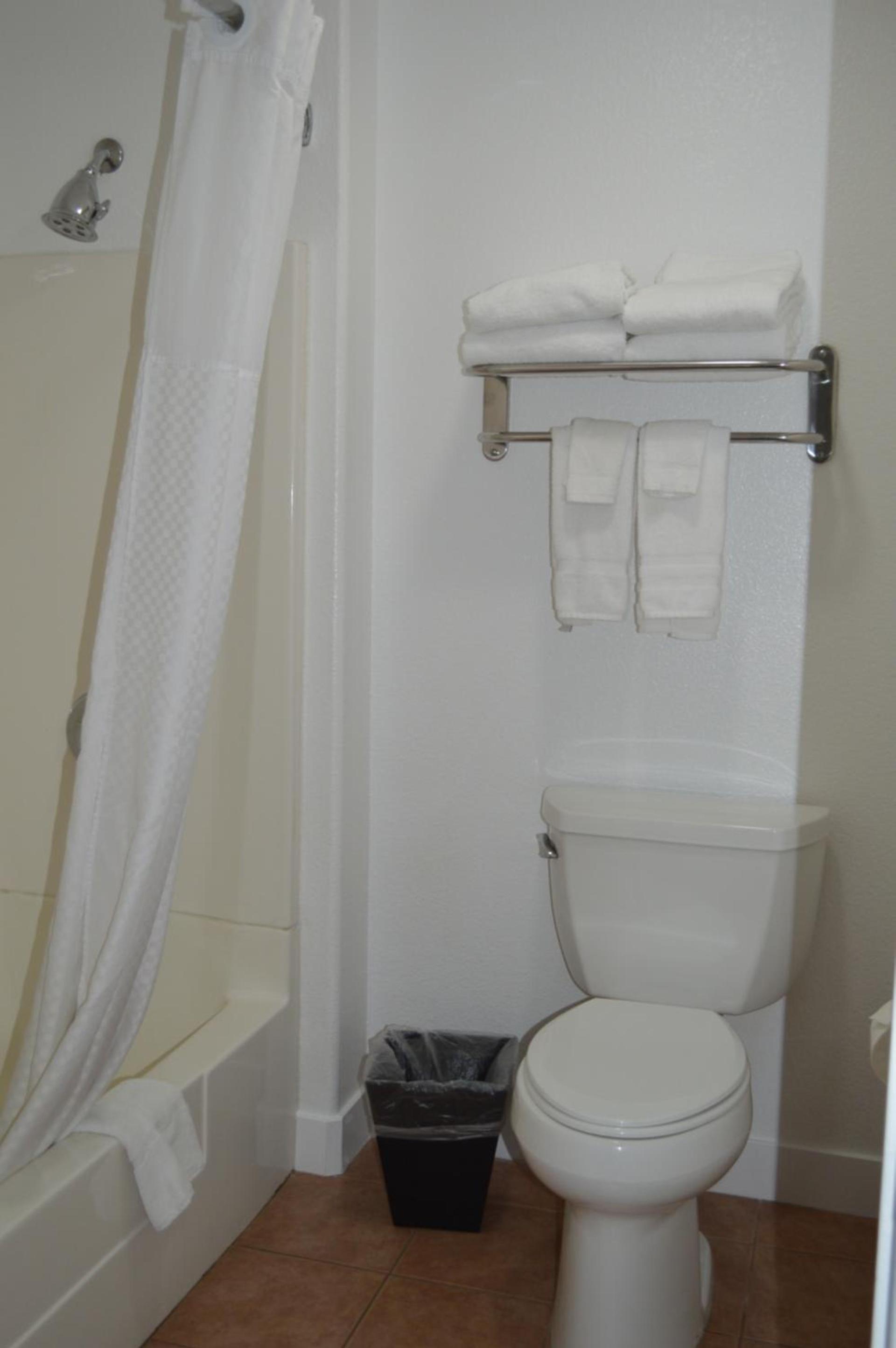Fairview Inn & Suites photo 55