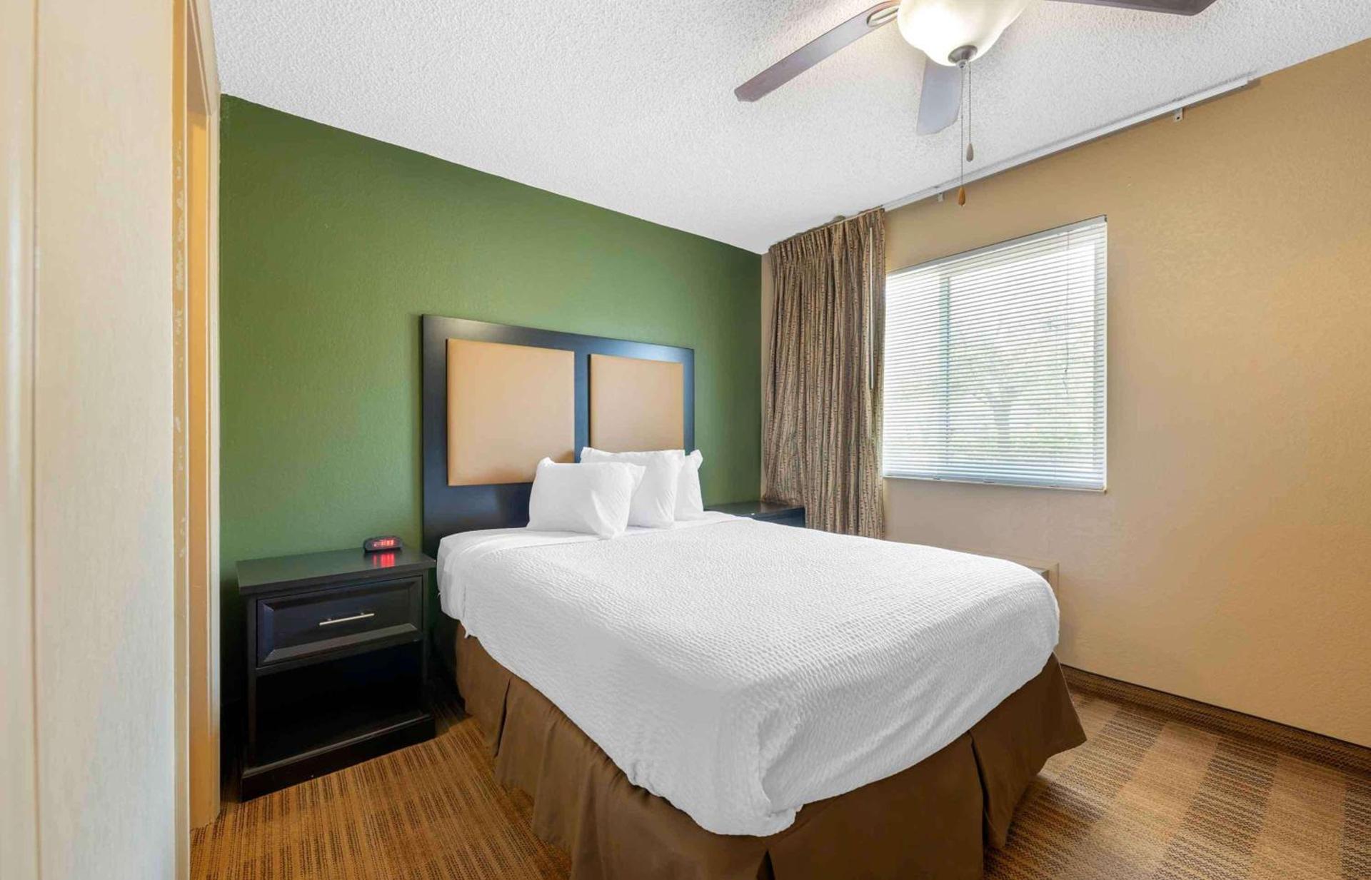 Southpoint Suites Jacksonville photo 19