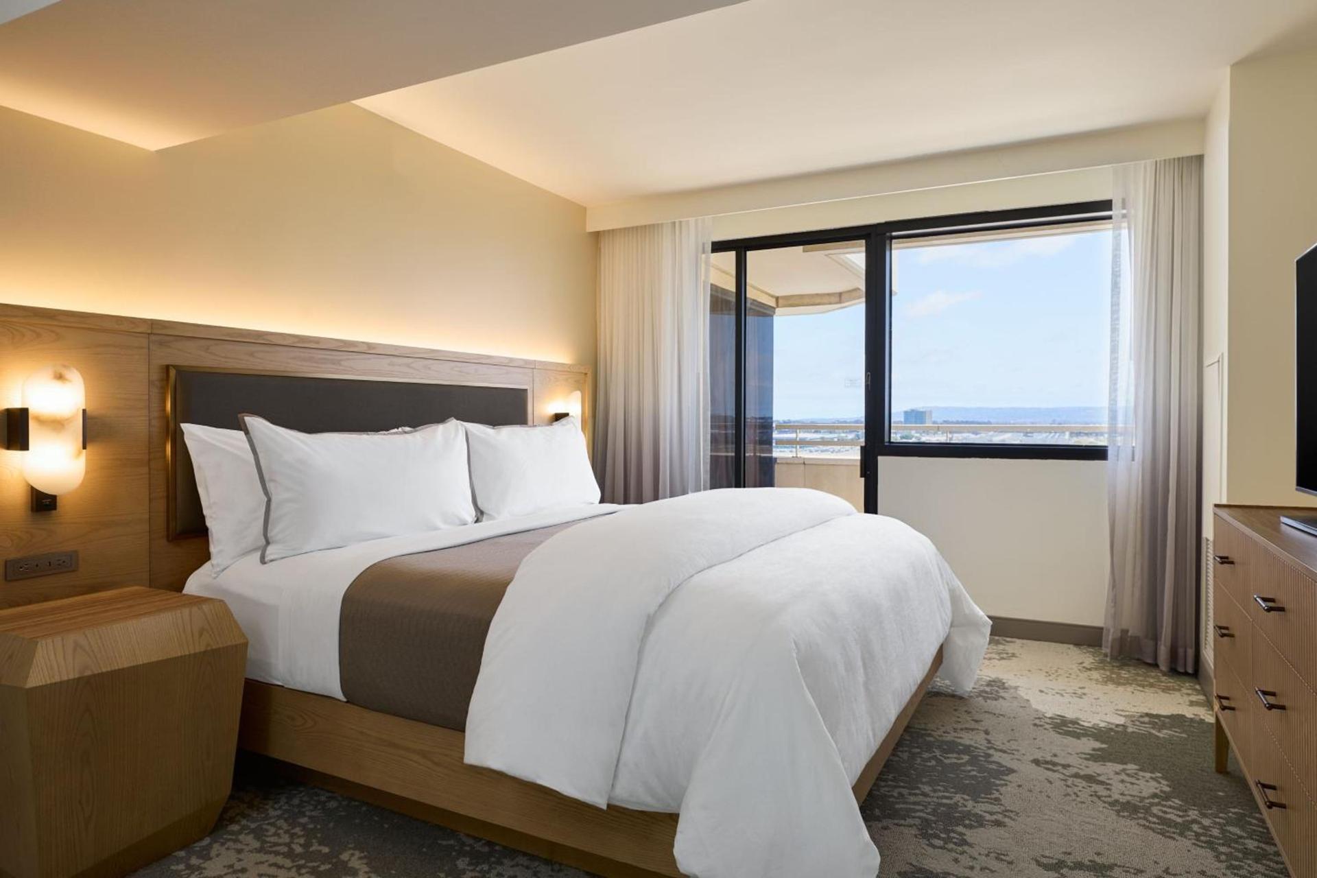The Westin Los Angeles Airport photo 46