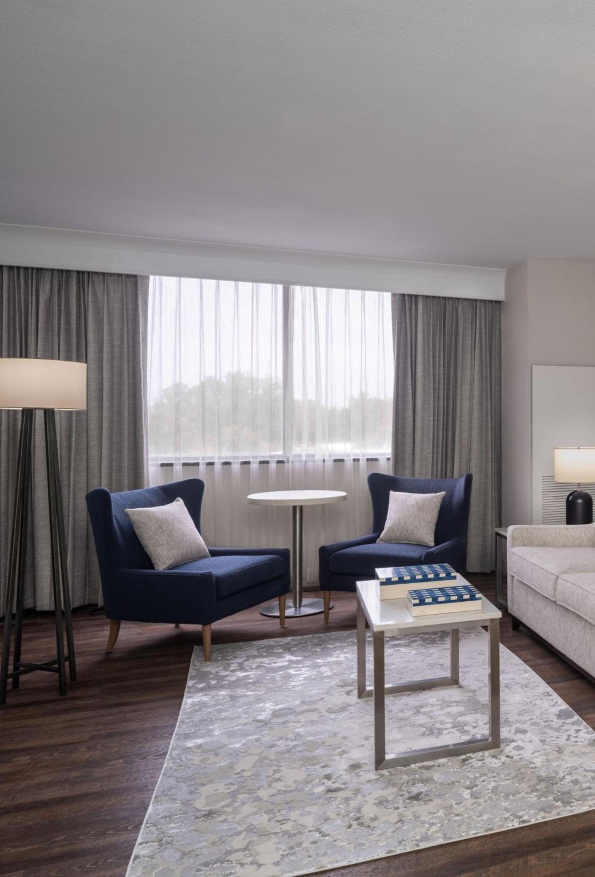 Delta Hotels by Marriott Jacksonville Deerwood photo 26
