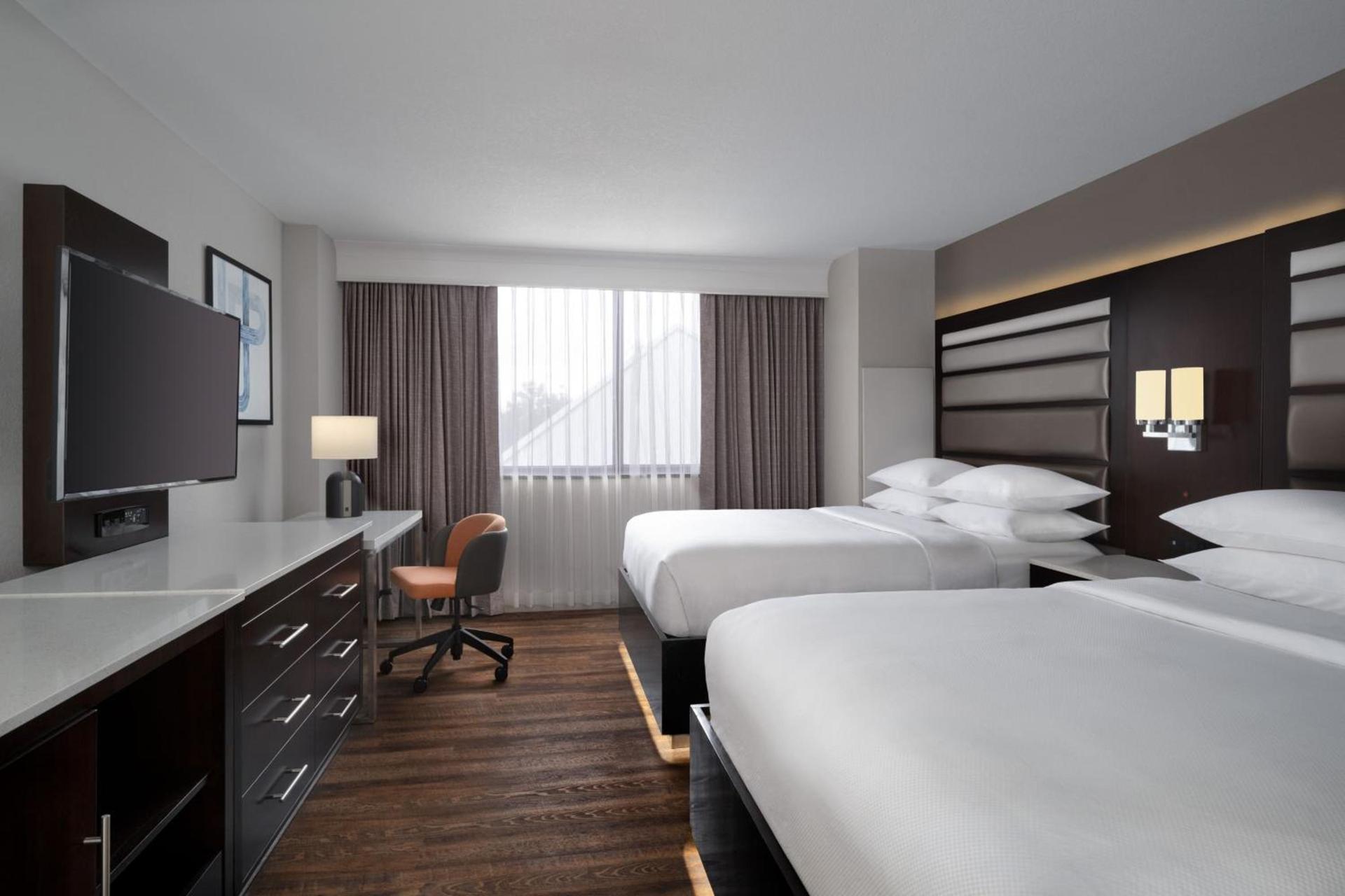 Delta Hotels by Marriott Jacksonville Deerwood photo 27