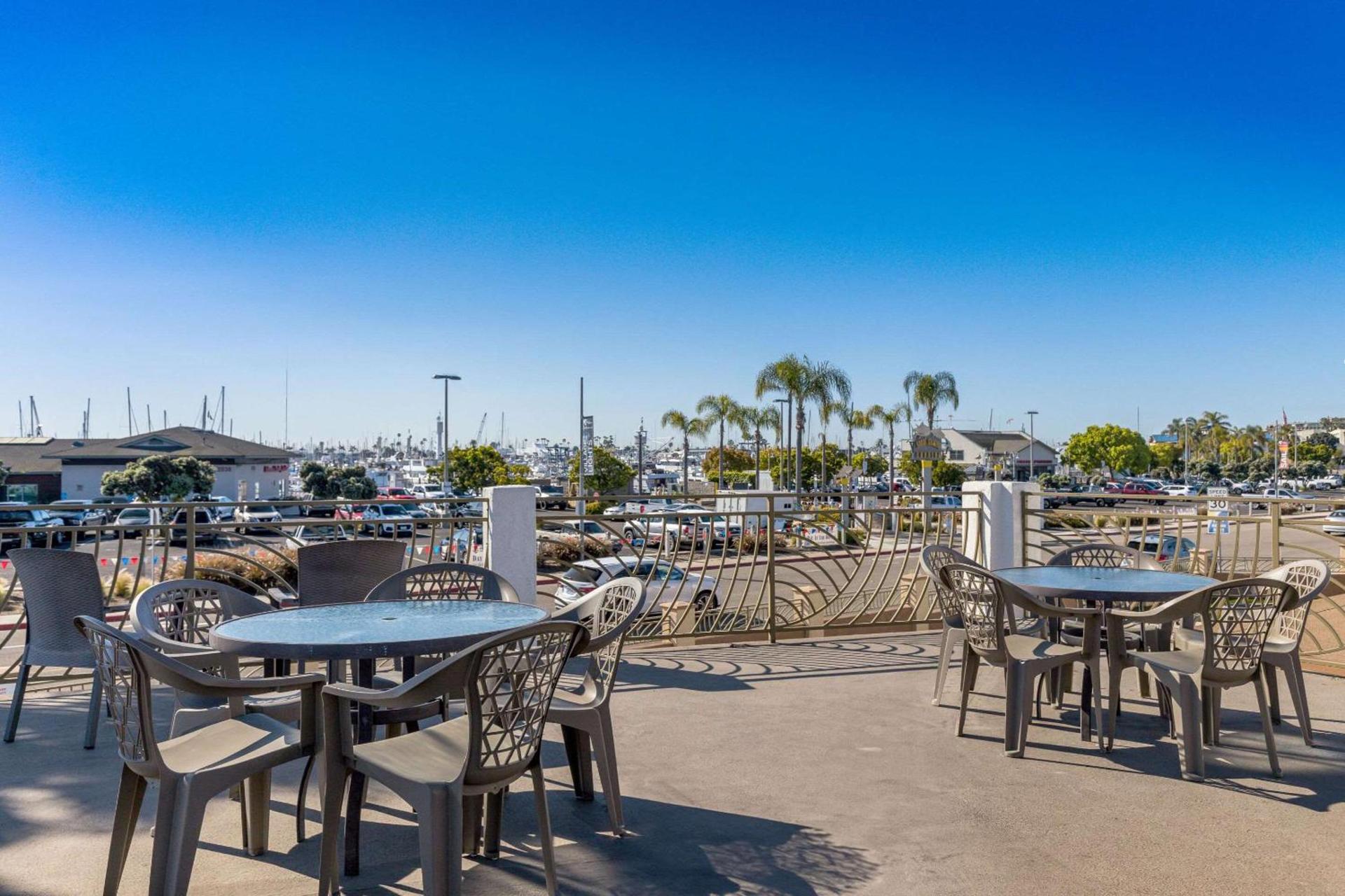 Comfort Inn San Diego Airport At The Harbor photo 17