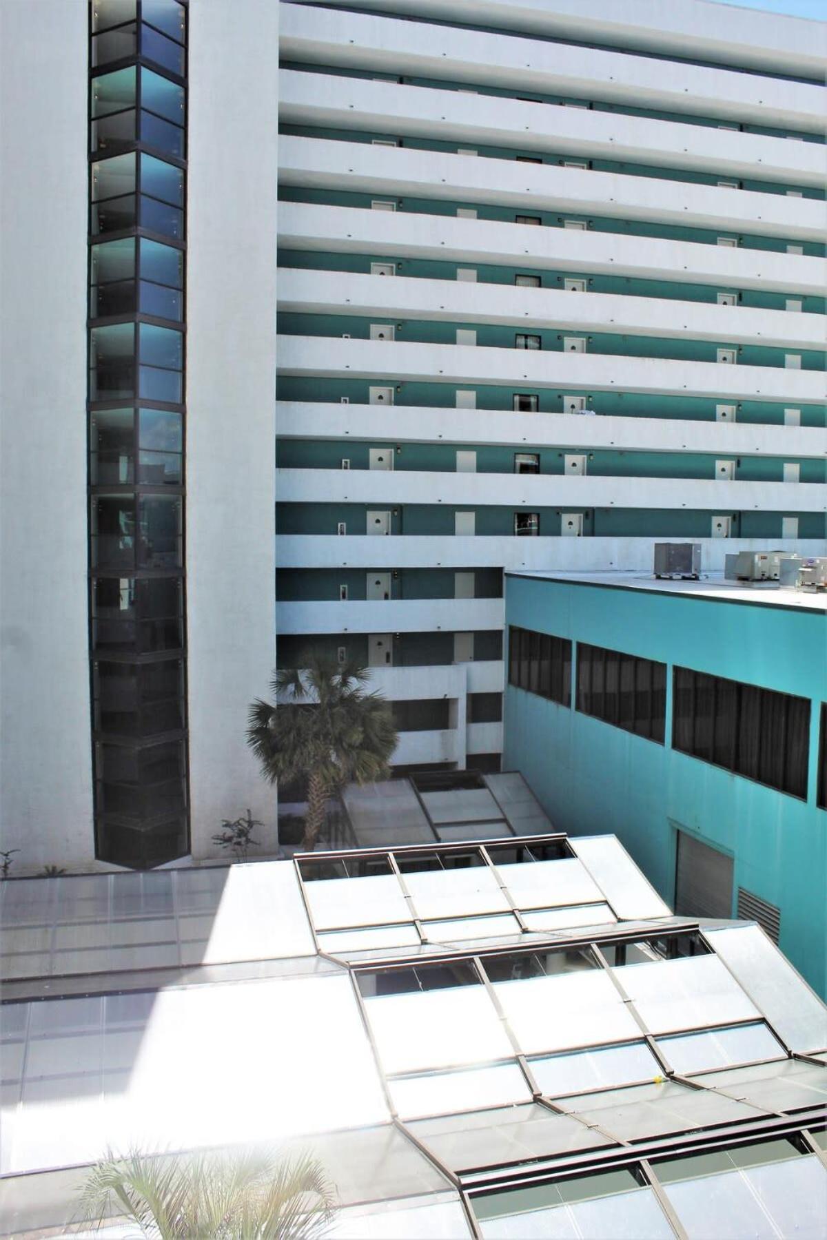 Landmark Resort - Courtyard View #620 photo 1