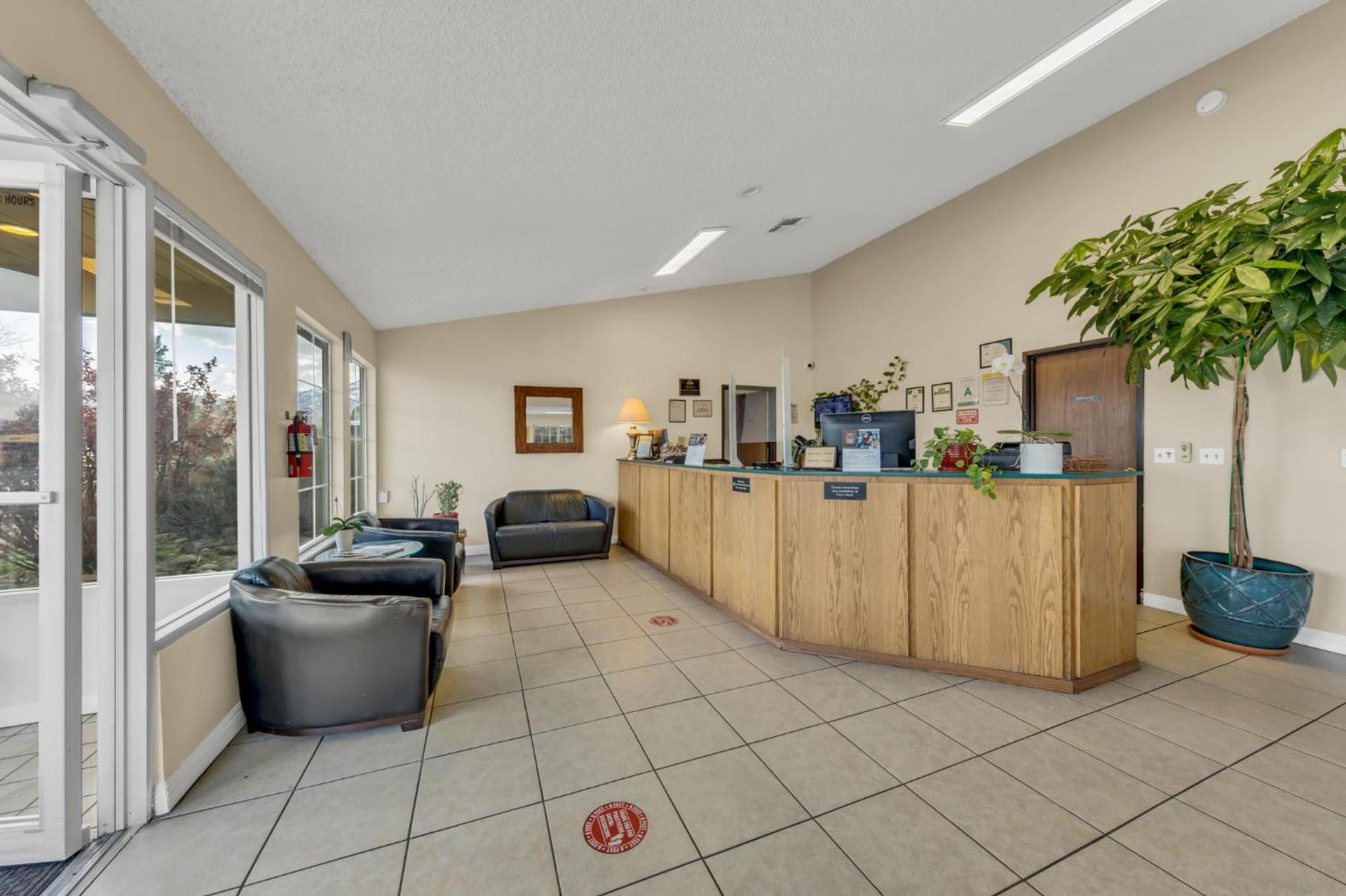 Days Inn by Wyndham Carson City photo 51