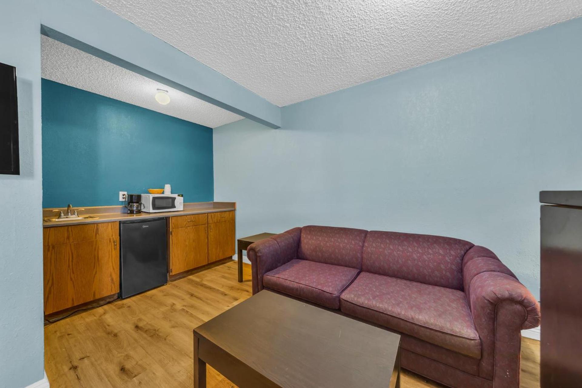 Days Inn by Wyndham Carson City photo 56