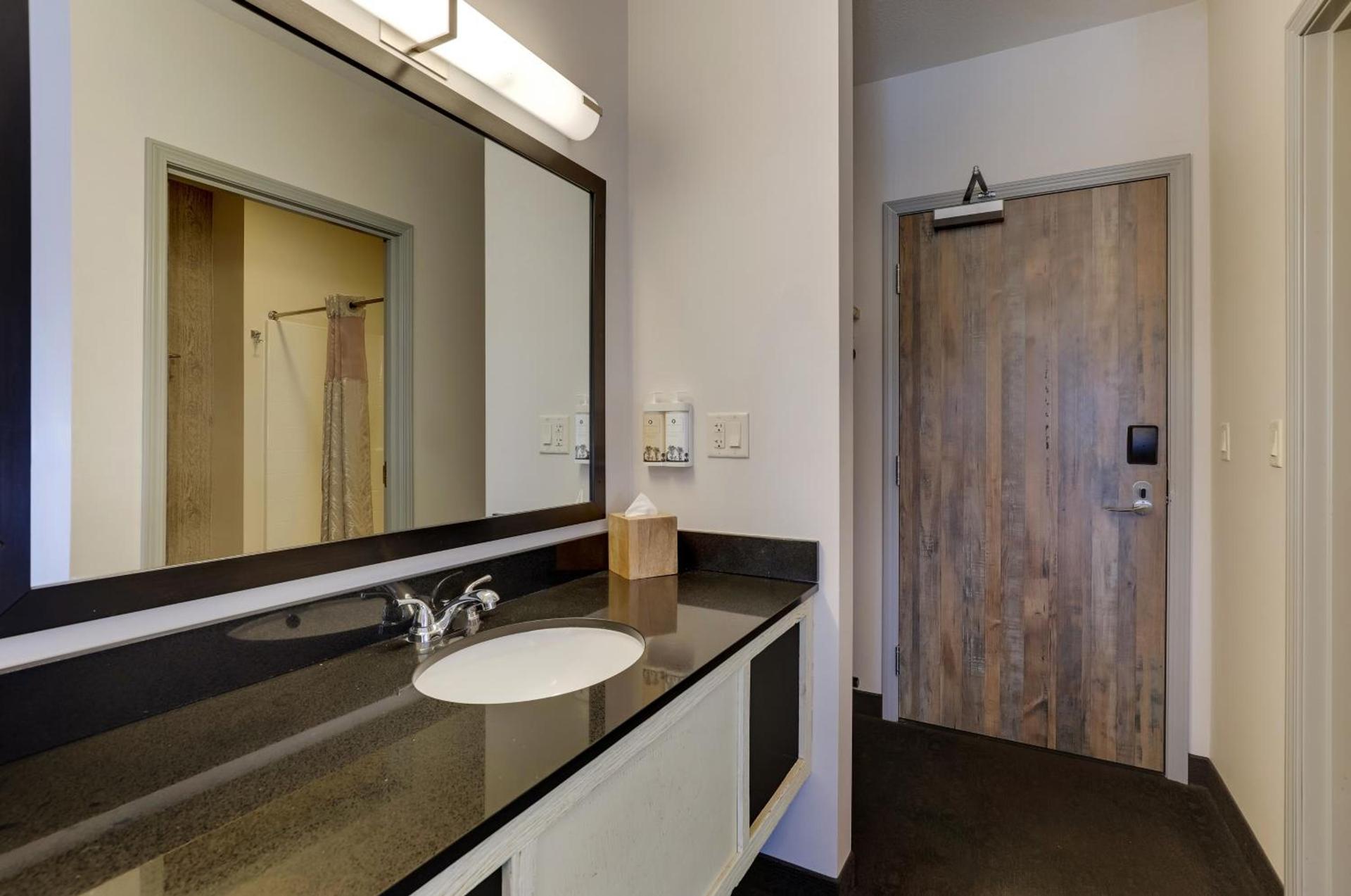 Stoney Creek Hotel Tulsa - Broken Arrow photo 26
