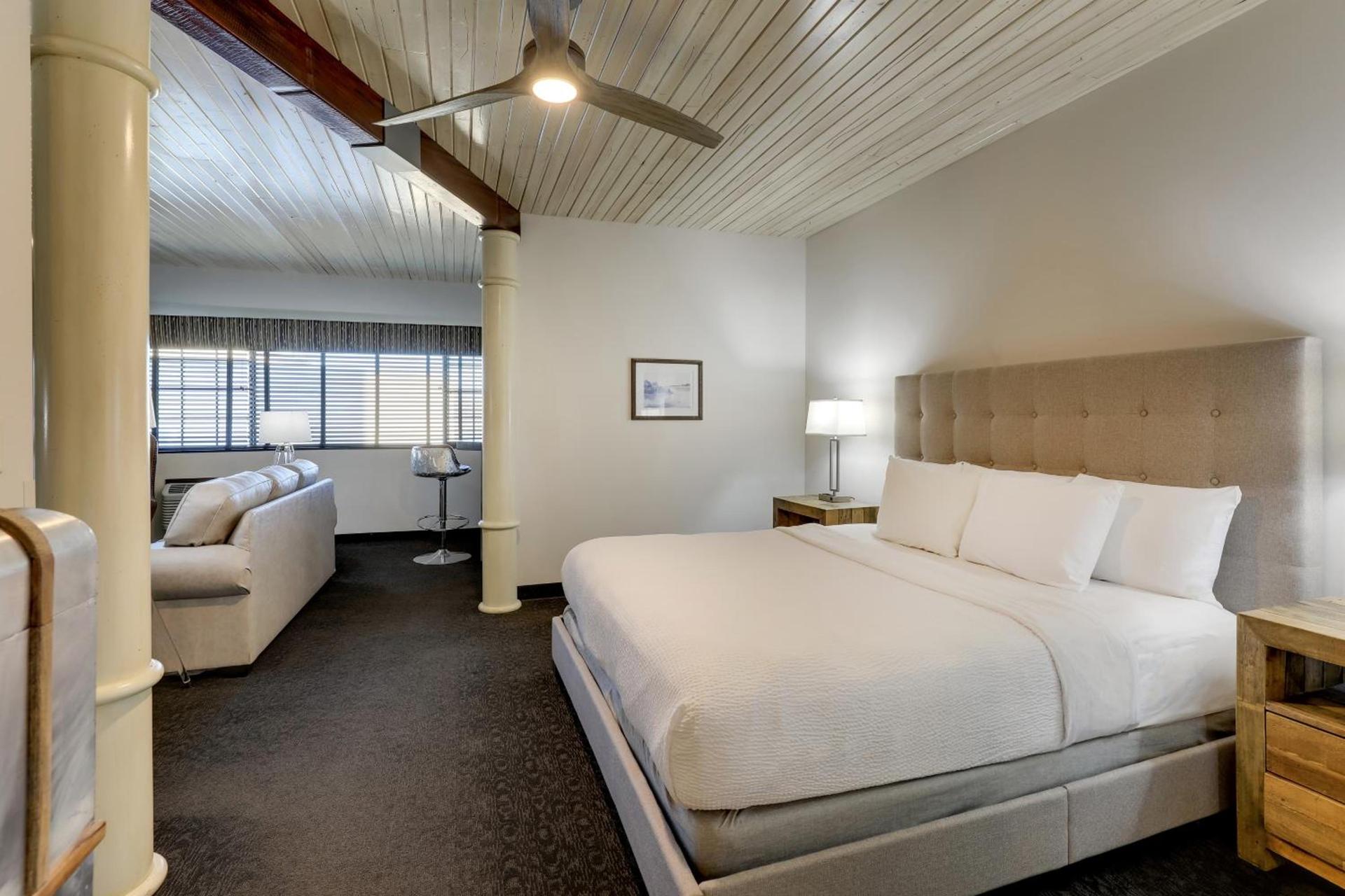 Stoney Creek Hotel Tulsa - Broken Arrow photo 63