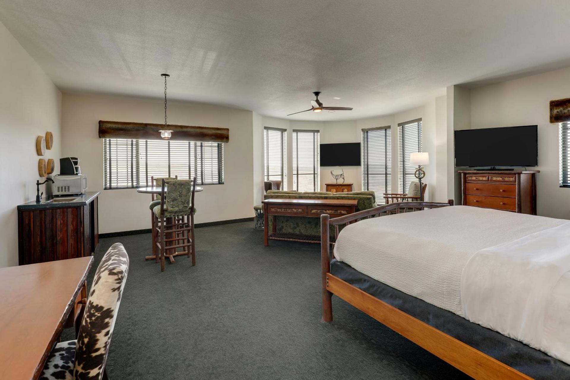 Stoney Creek Hotel Tulsa - Broken Arrow photo 70
