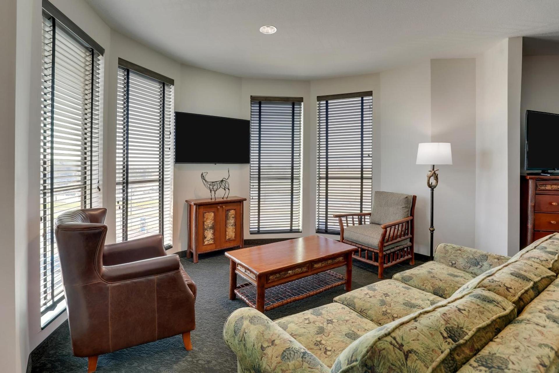 Stoney Creek Hotel Tulsa - Broken Arrow photo 72