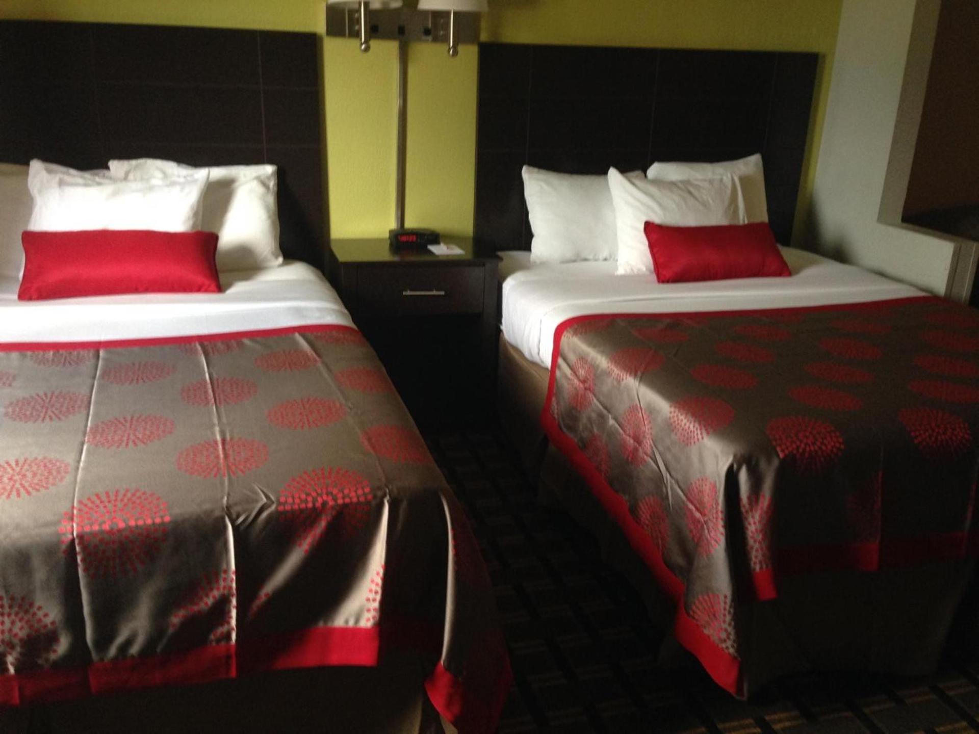 Ramada by Wyndham Davenport Orlando South photo 47