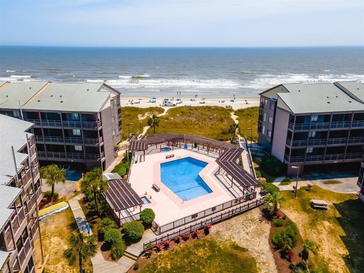 Top Resort & Location with Oceanfront Pool 50 Yards to Beach photo 32