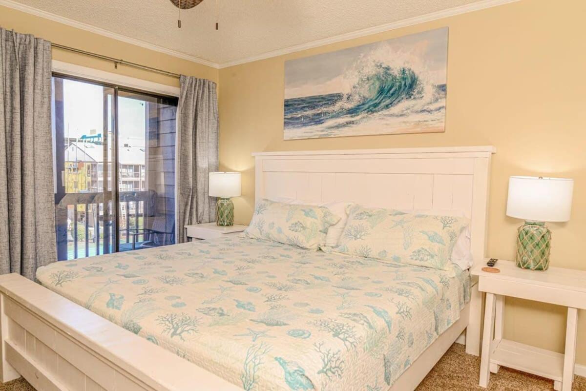 Top Resort & Location with Oceanfront Pool 50 Yards to Beach photo 41