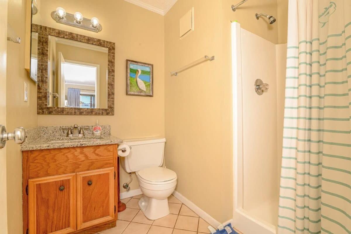 Top Resort & Location with Oceanfront Pool 50 Yards to Beach photo 39