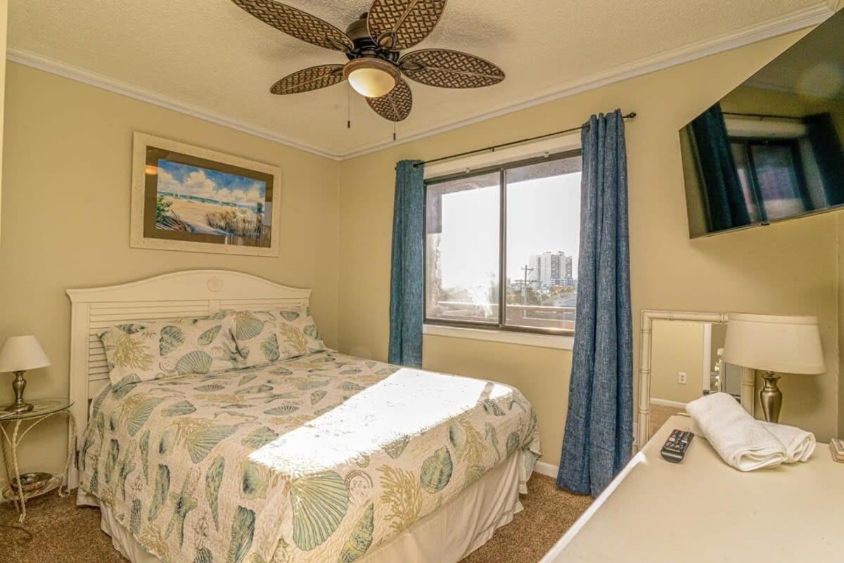 Top Resort & Location with Oceanfront Pool 50 Yards to Beach photo 5