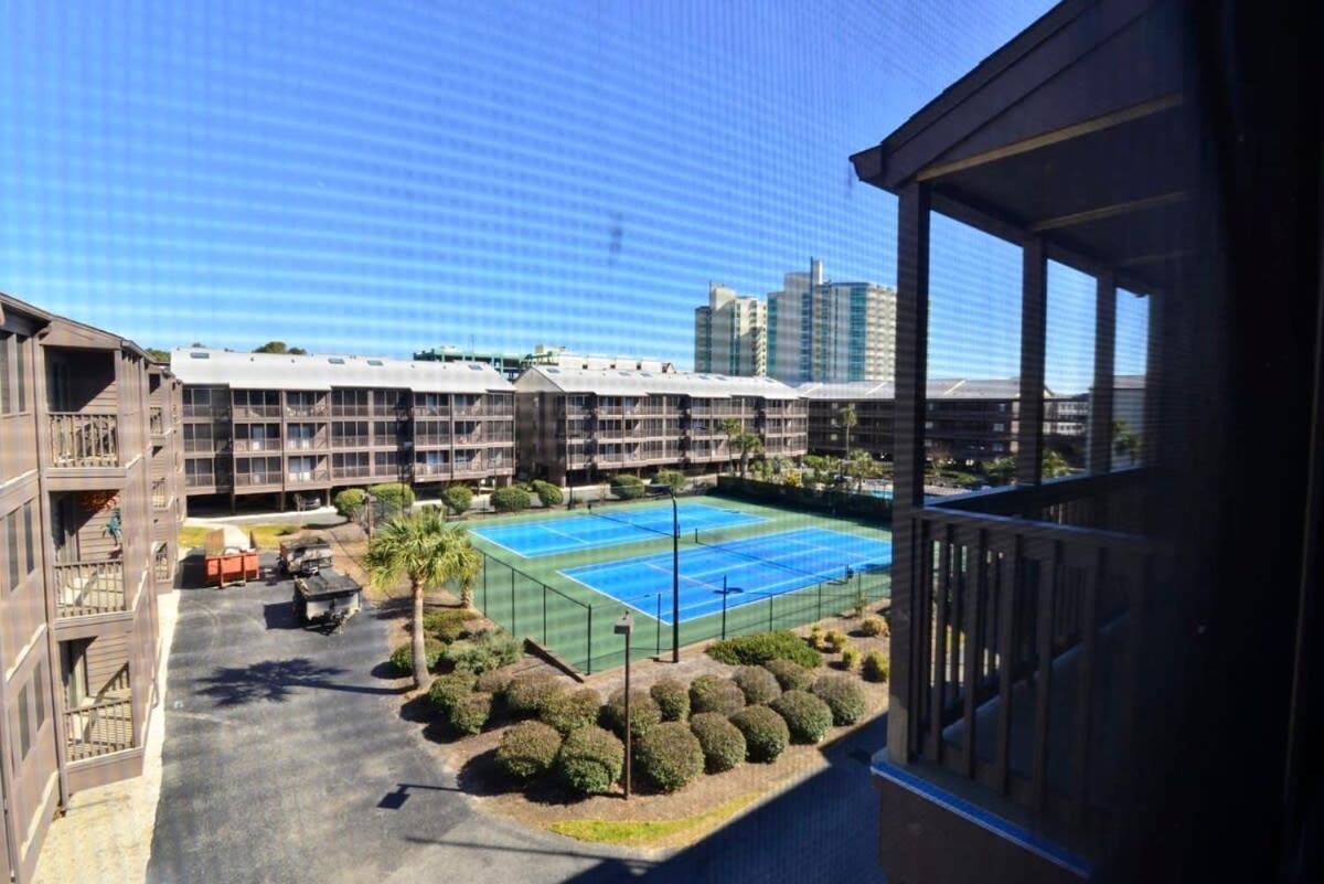 Top Resort & Location with Oceanfront Pool 50 Yards to Beach photo 10