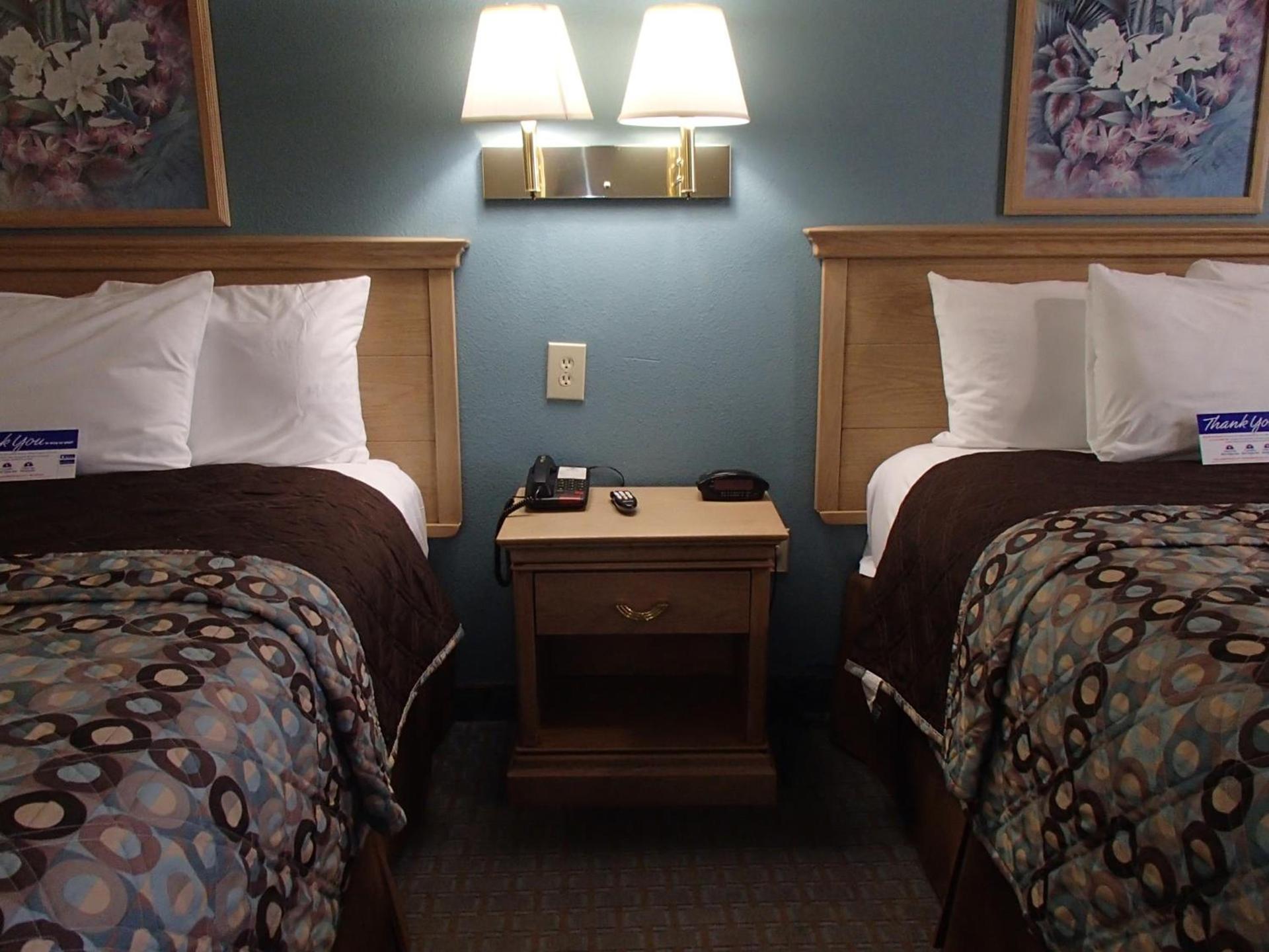 Americas Best Value Inn Hobby Airport photo 13