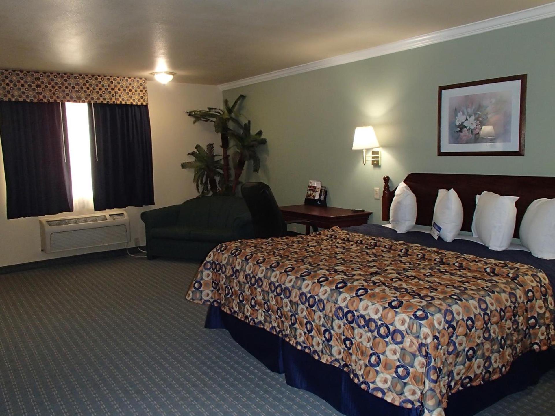 Americas Best Value Inn Hobby Airport photo 7