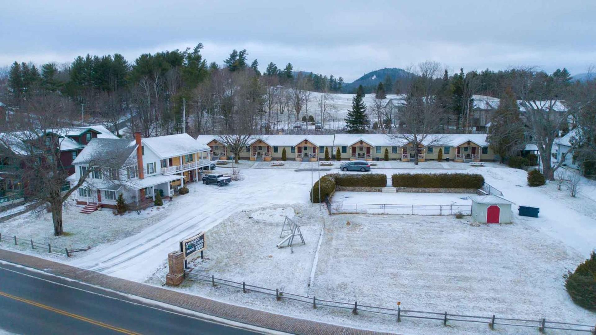 The Snowshoe Lodge photo 1