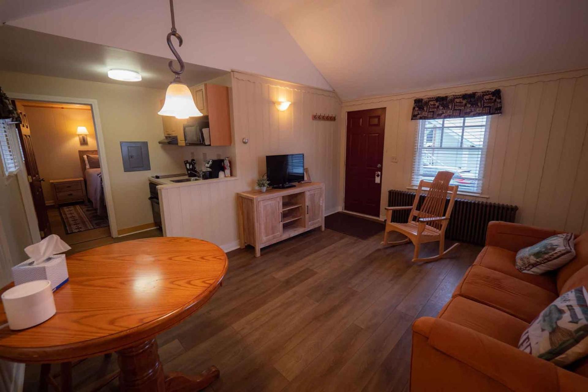 The Snowshoe Lodge photo 15
