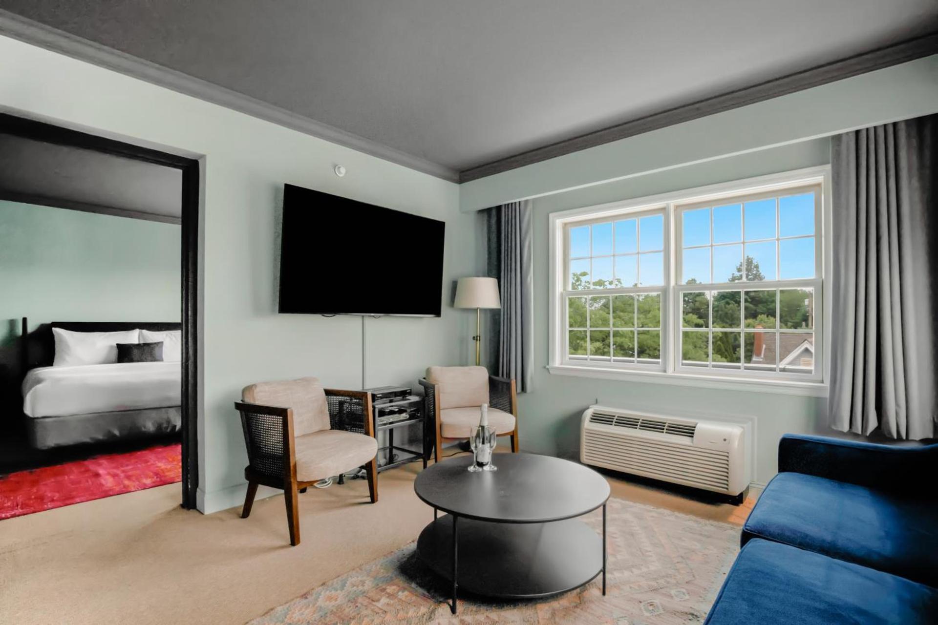 The Harbor Front Inn photo 66
