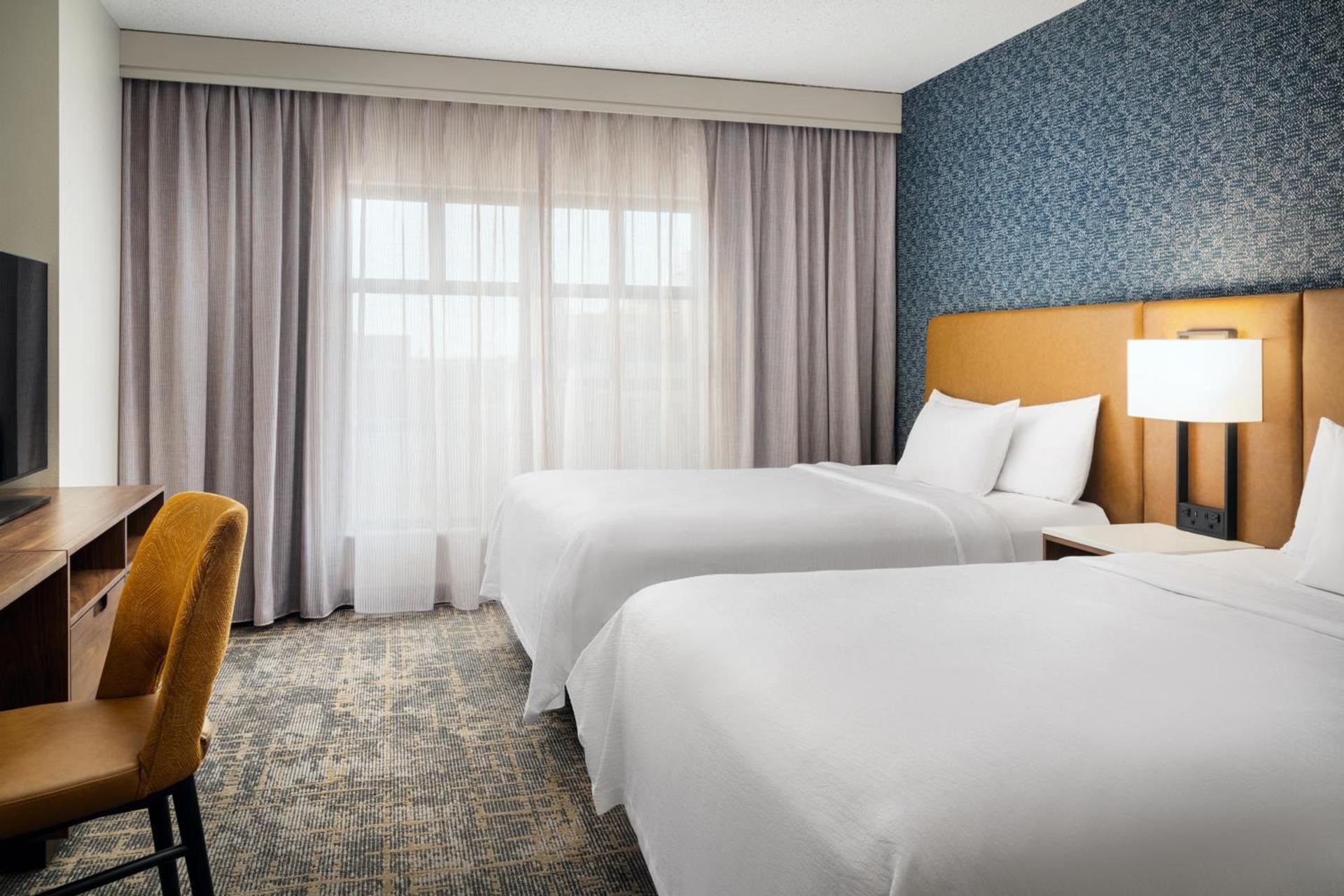 Embassy Suites Lincoln photo 41