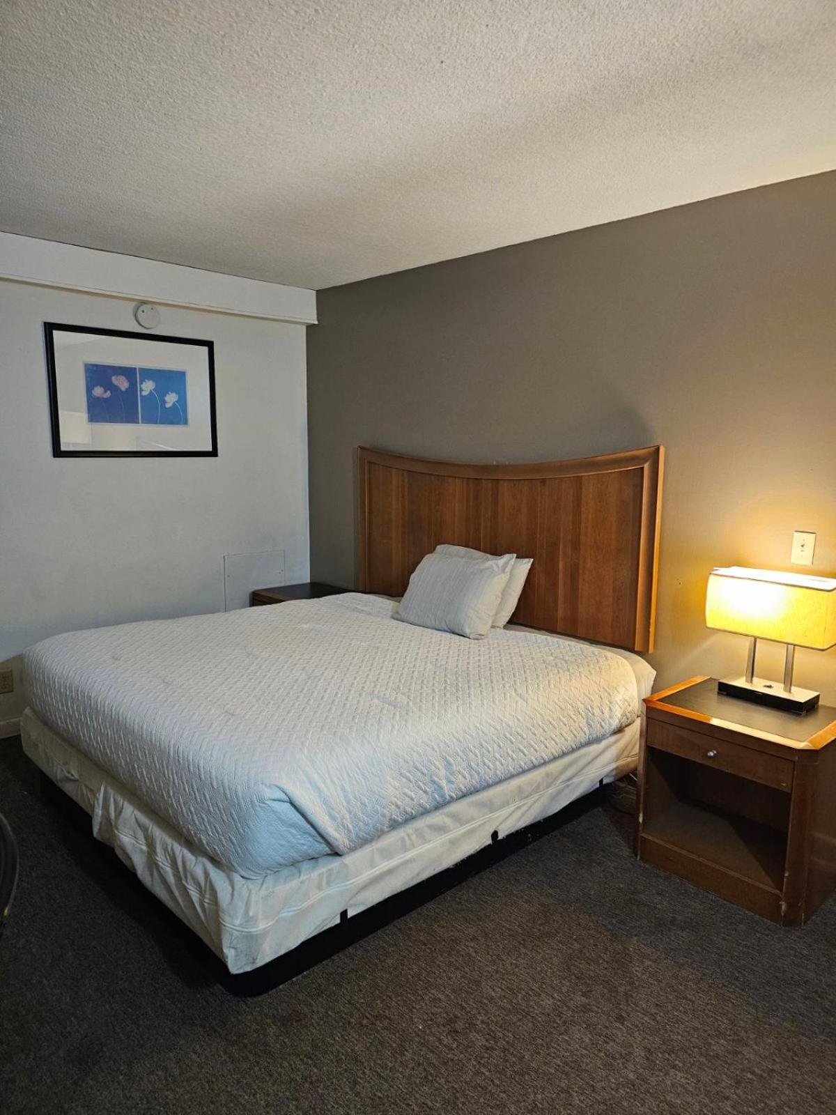 Hastings Inn photo 2