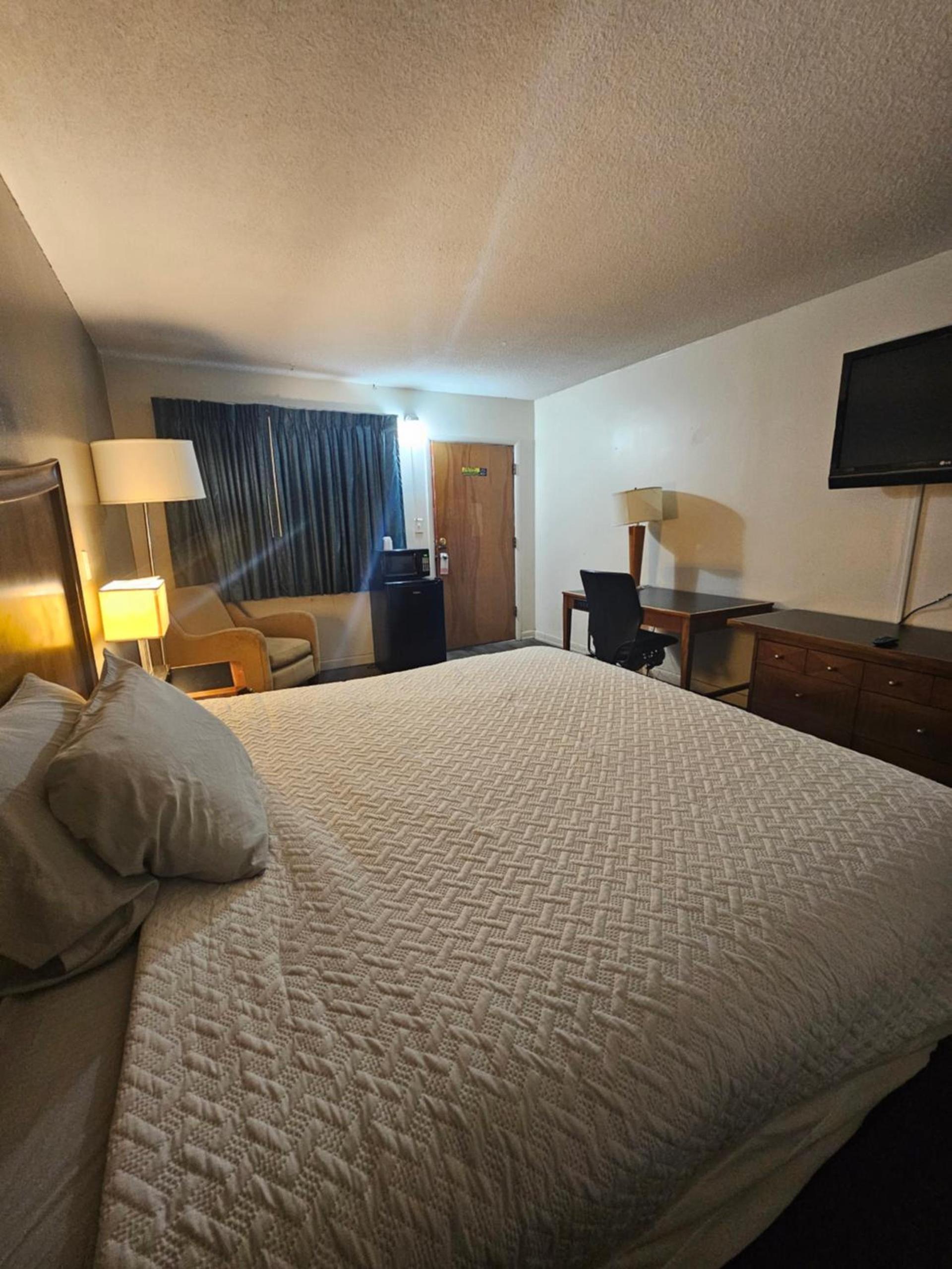 Hastings Inn photo 3