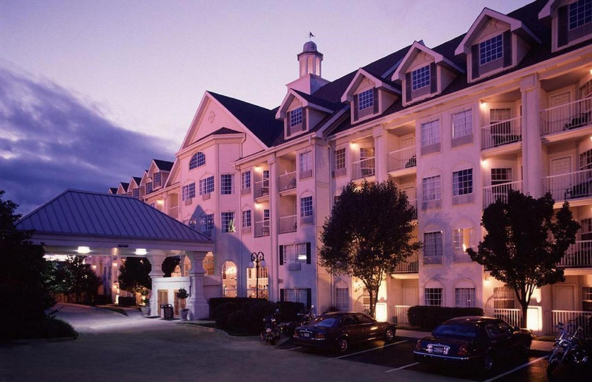 Hotel Grand Victorian photo 1