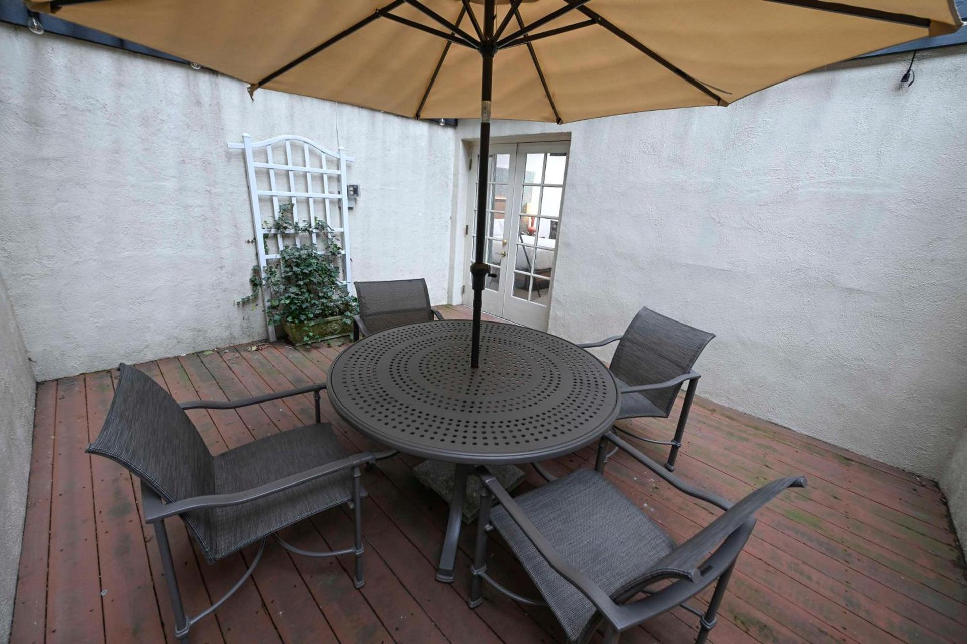 Hotel Roanoke & Conference Center, Curio Collection by Hilton photo 42
