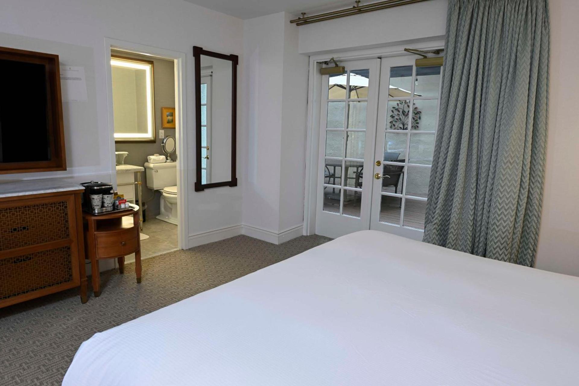Hotel Roanoke & Conference Center, Curio Collection by Hilton photo 44
