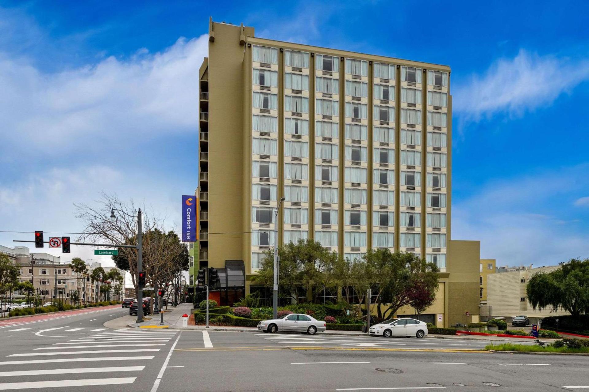 Comfort Inn By the Bay photo 2
