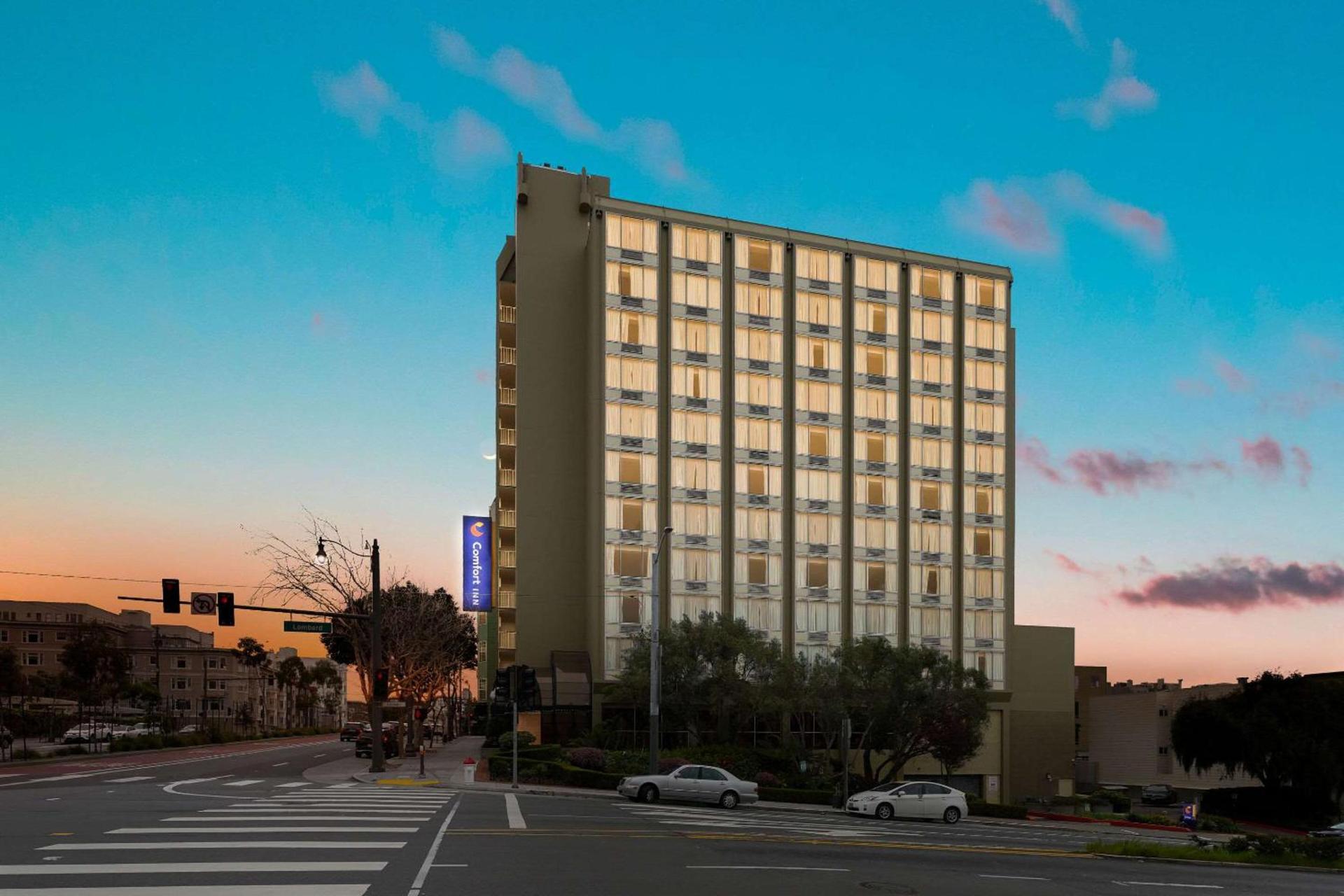 Comfort Inn By the Bay photo 6