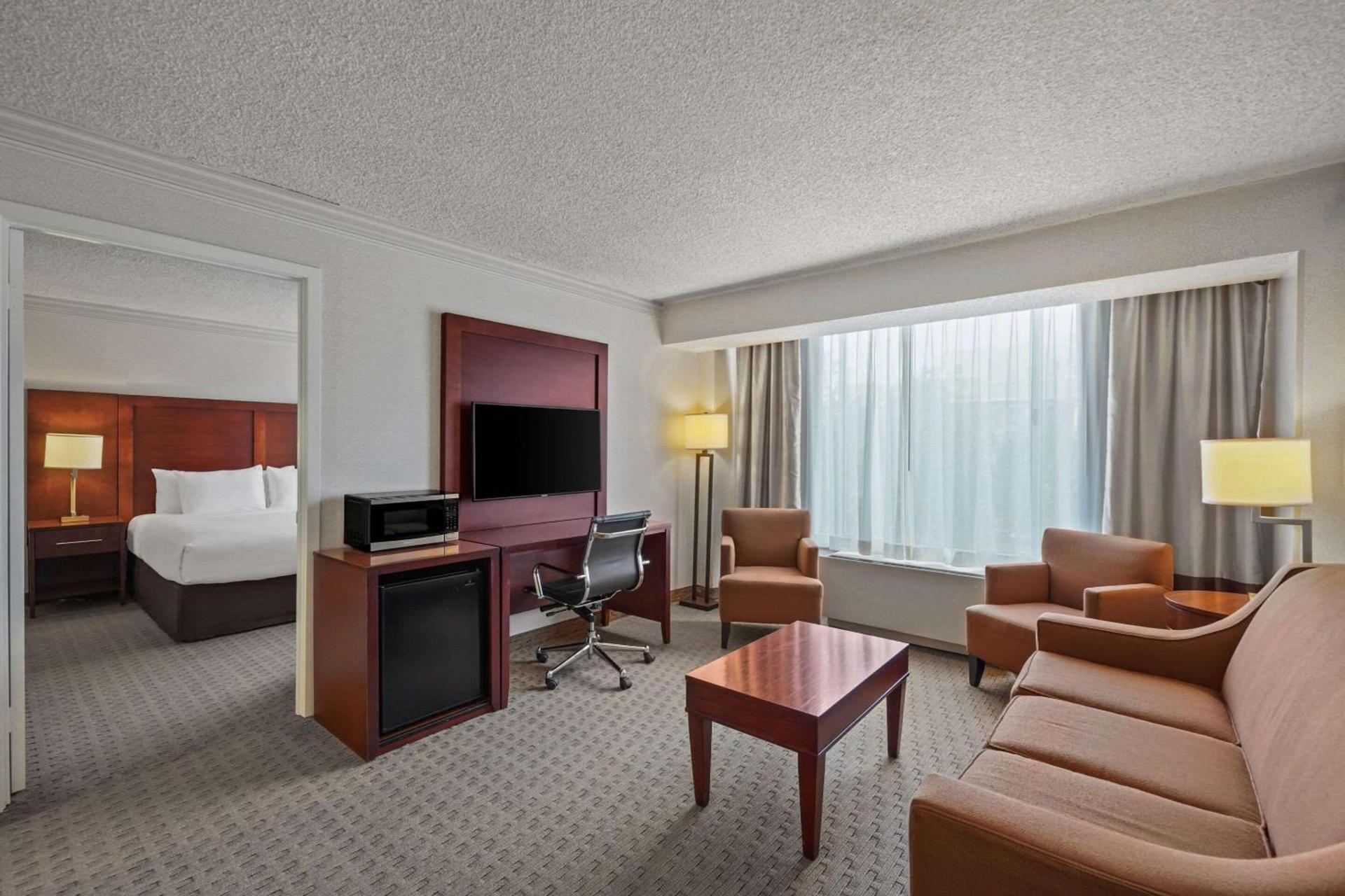 Comfort Inn By the Bay photo 33