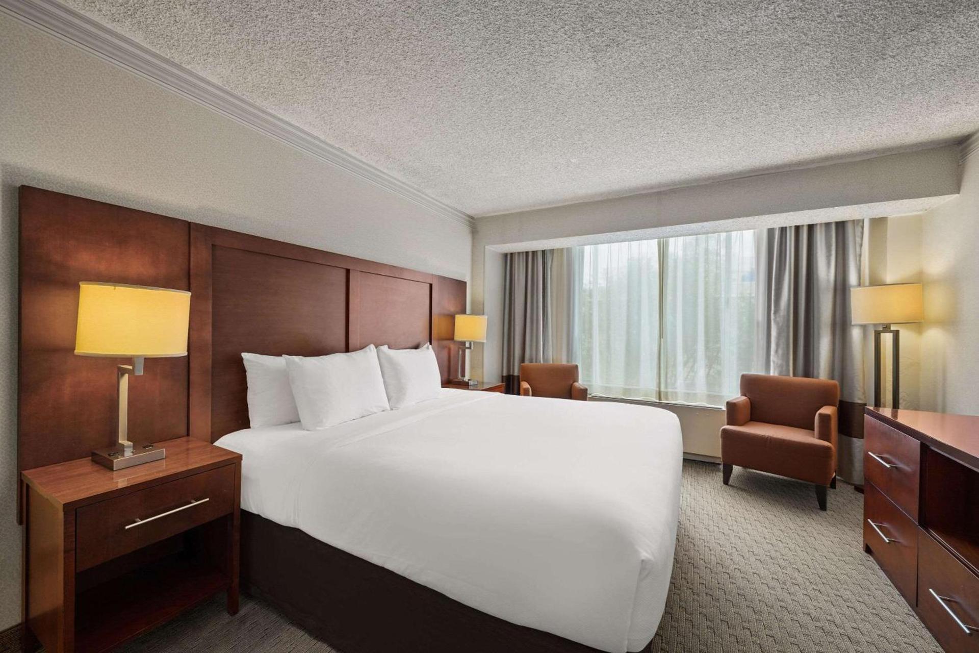 Comfort Inn By the Bay photo 34