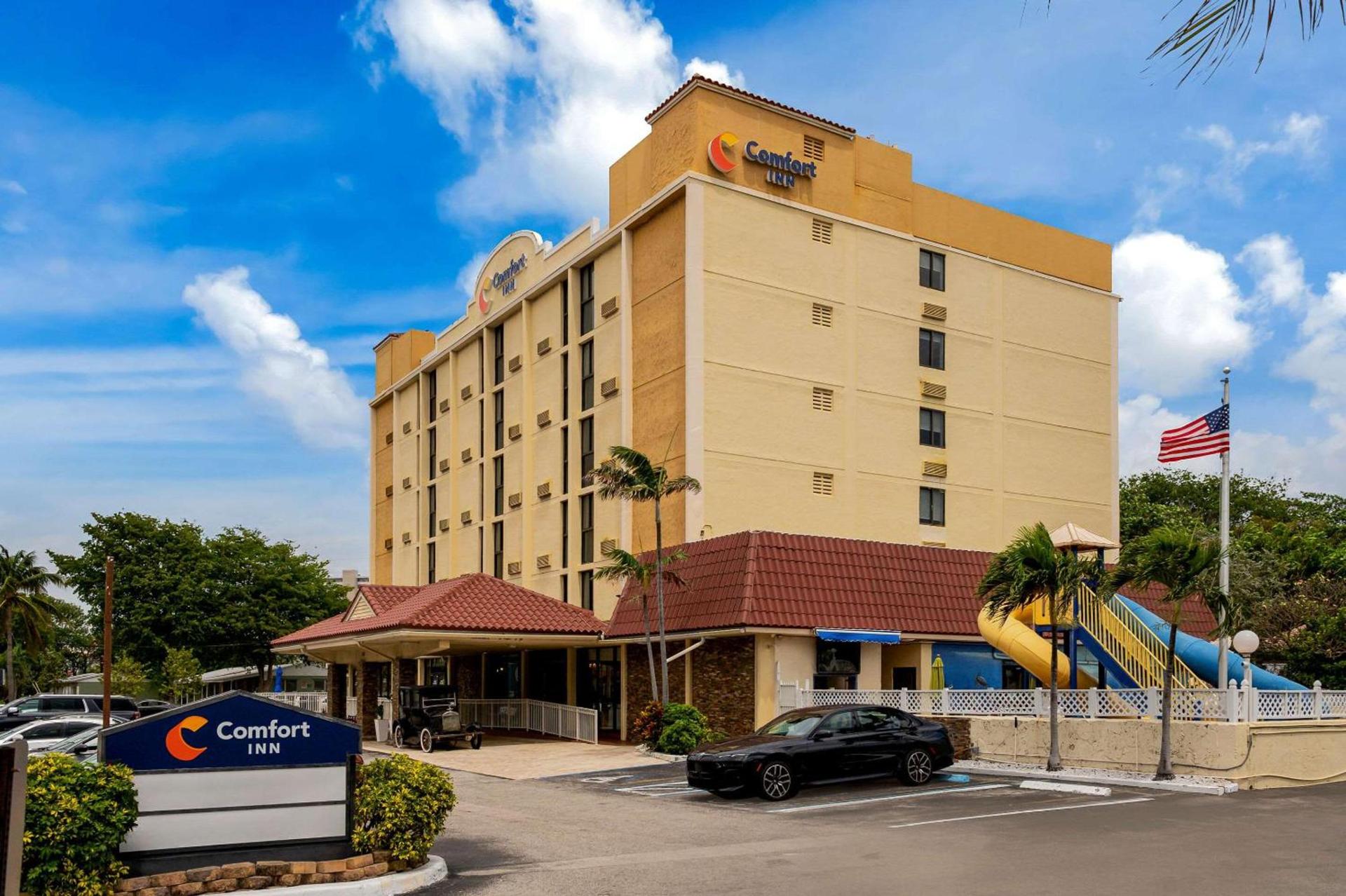 Comfort Inn Oceanside Deerfield Beach photo 3