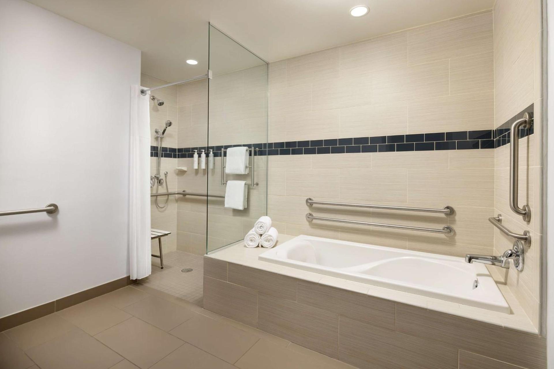 Hilton Garden Inn Palo Alto photo 22