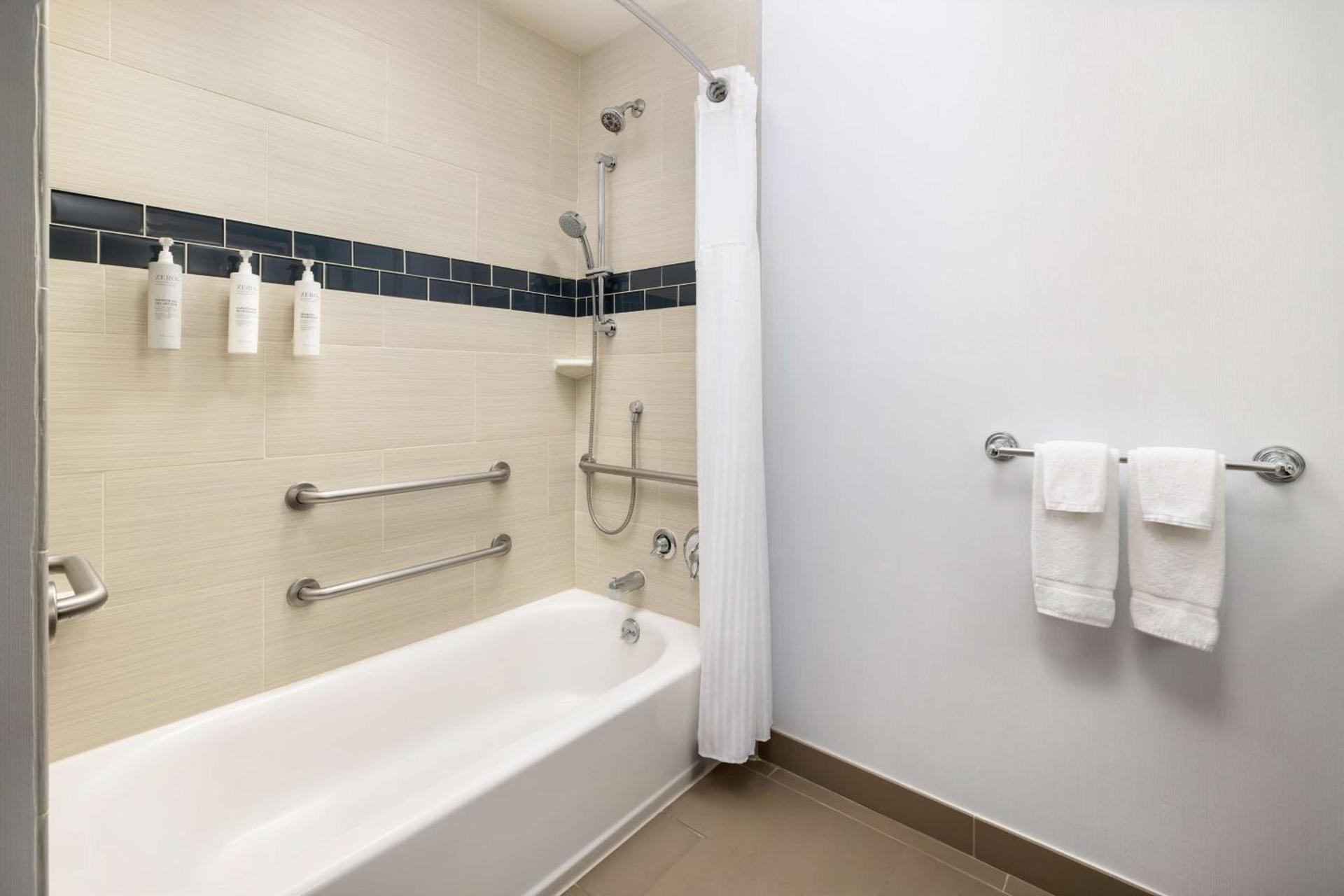 Hilton Garden Inn Palo Alto photo 34